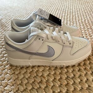 Nike Dunk Low ESS Trend Size 8